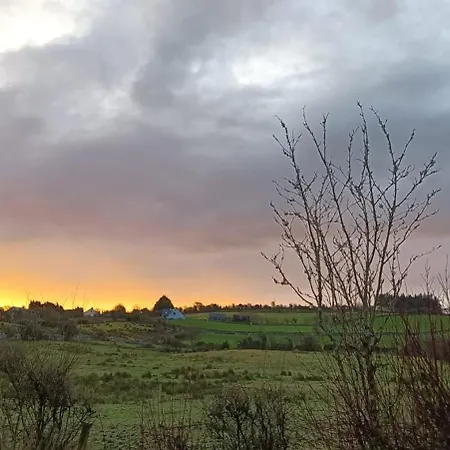 Yellow House Nyaraló