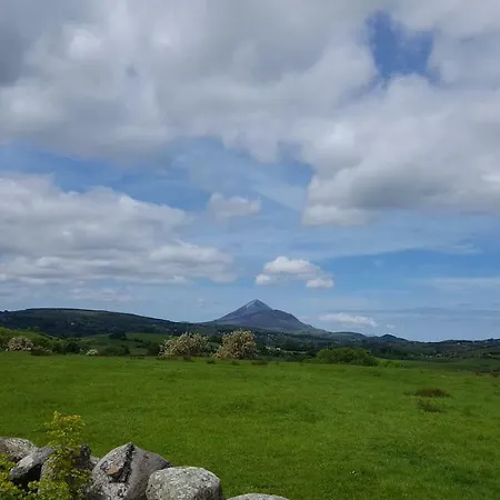 Yellow House Holiday home *