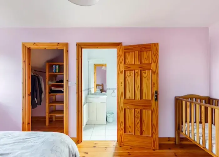 Holiday home Yellow House *